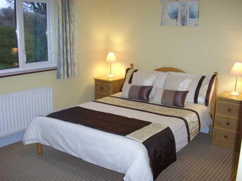 Pk Lodge Bed And Breakfast Skibbereen Exterior foto